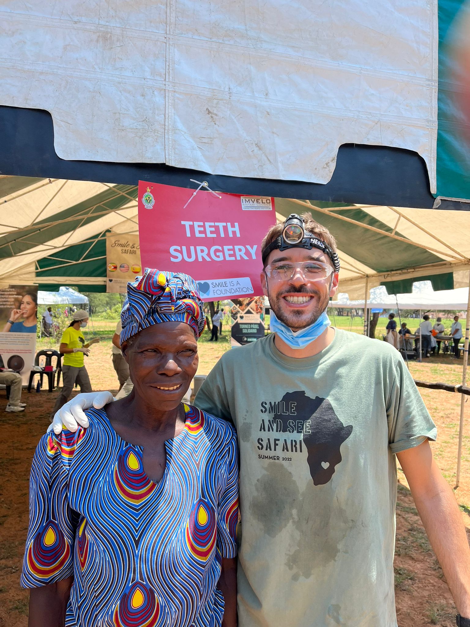 Creando sonrisas en Zimbabwe